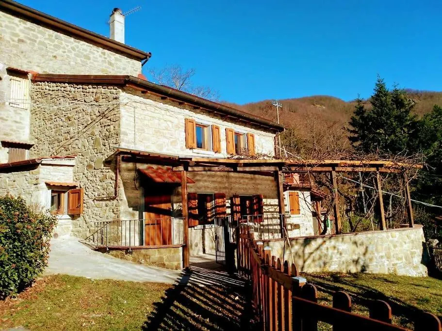 The House In The Paradise Of Serra. Chiusi della Verna 0*,